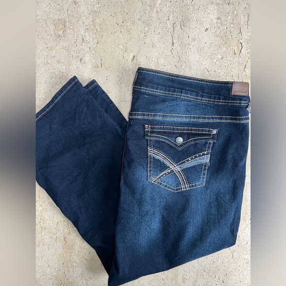 WallFlower Luscious Curvy Bootcut Jeans for Women Mid-Rise  Stretch Denim Sz 24S - Picture 5 of 11